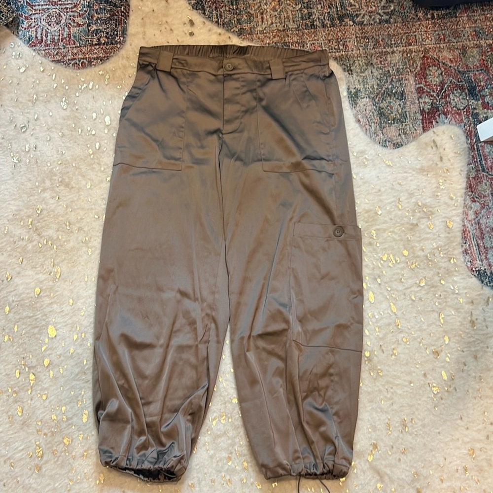 old navy satin jogger size L